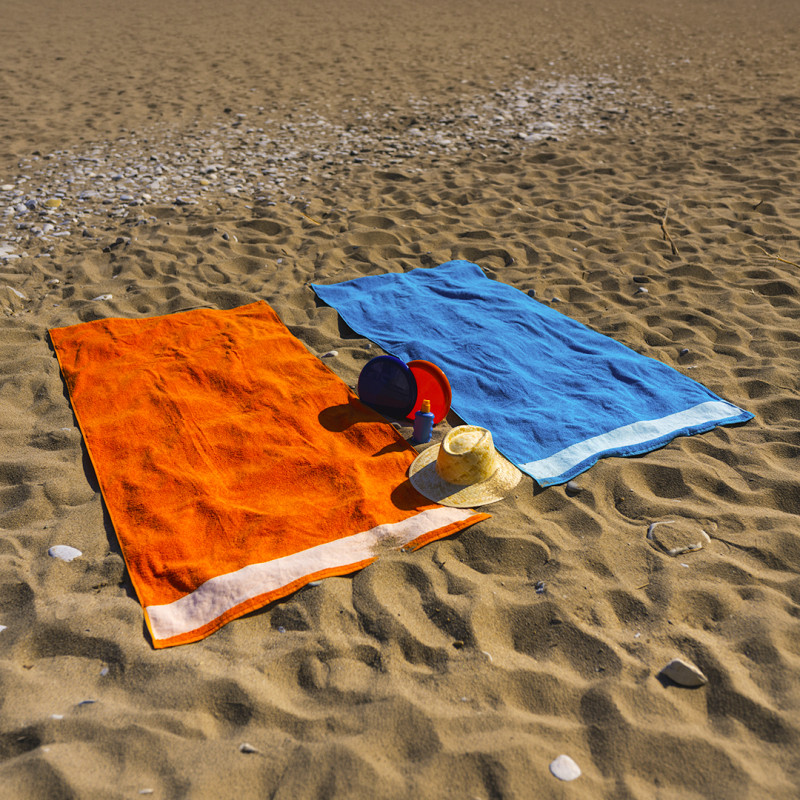 LA PLAYA – Tamno siva