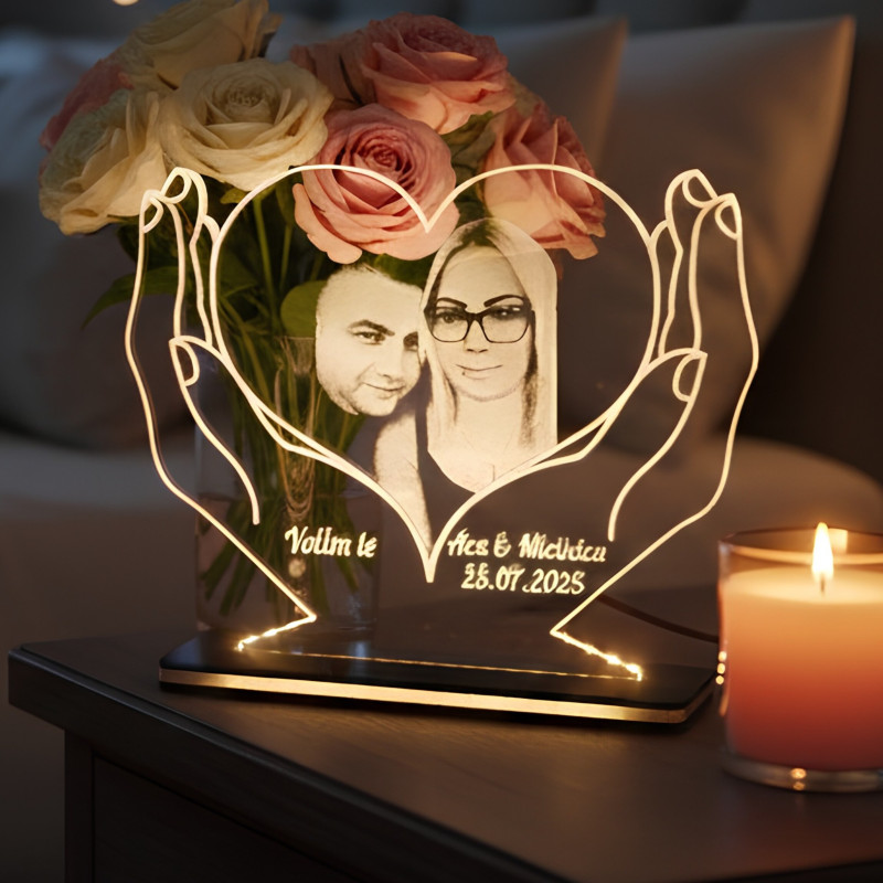 3D LED lampa Ruke i srce sa fotografijom